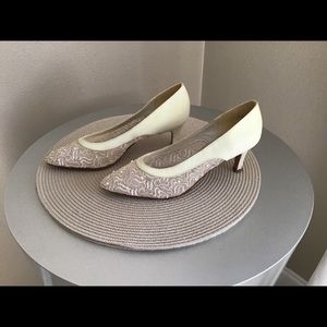 David Jones Australia lace & seed Pearl heels 8.5